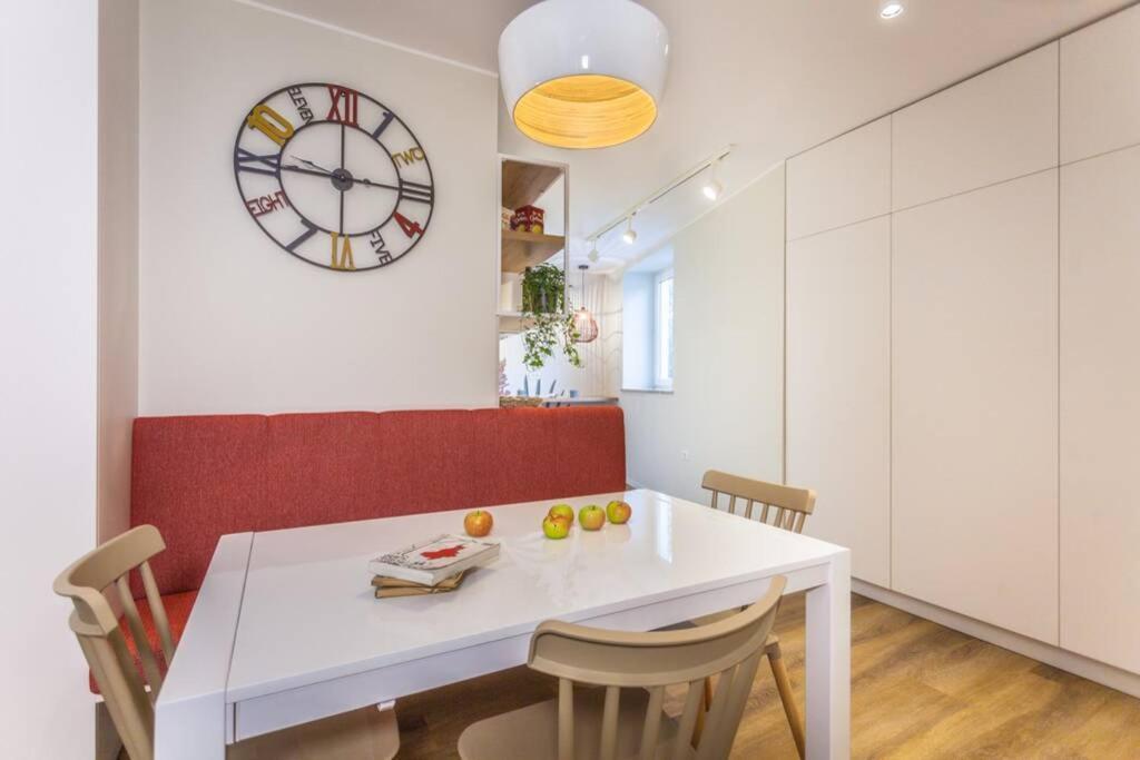 Apartment Evita In The Old Center Of Sunny Capodistria Esterno foto