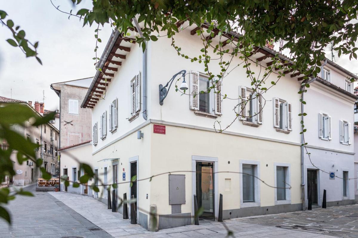 Apartment Evita In The Old Center Of Sunny Capodistria Esterno foto