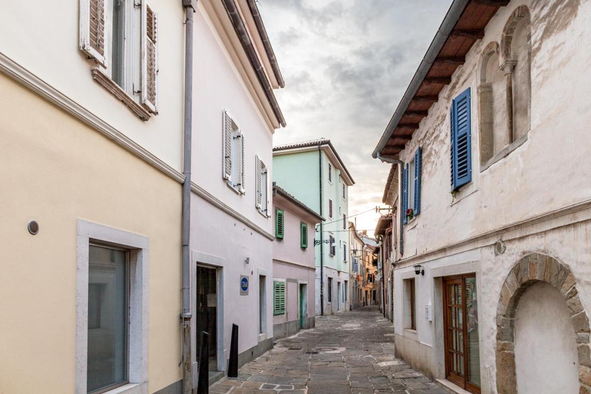 Apartment Evita In The Old Center Of Sunny Capodistria Esterno foto
