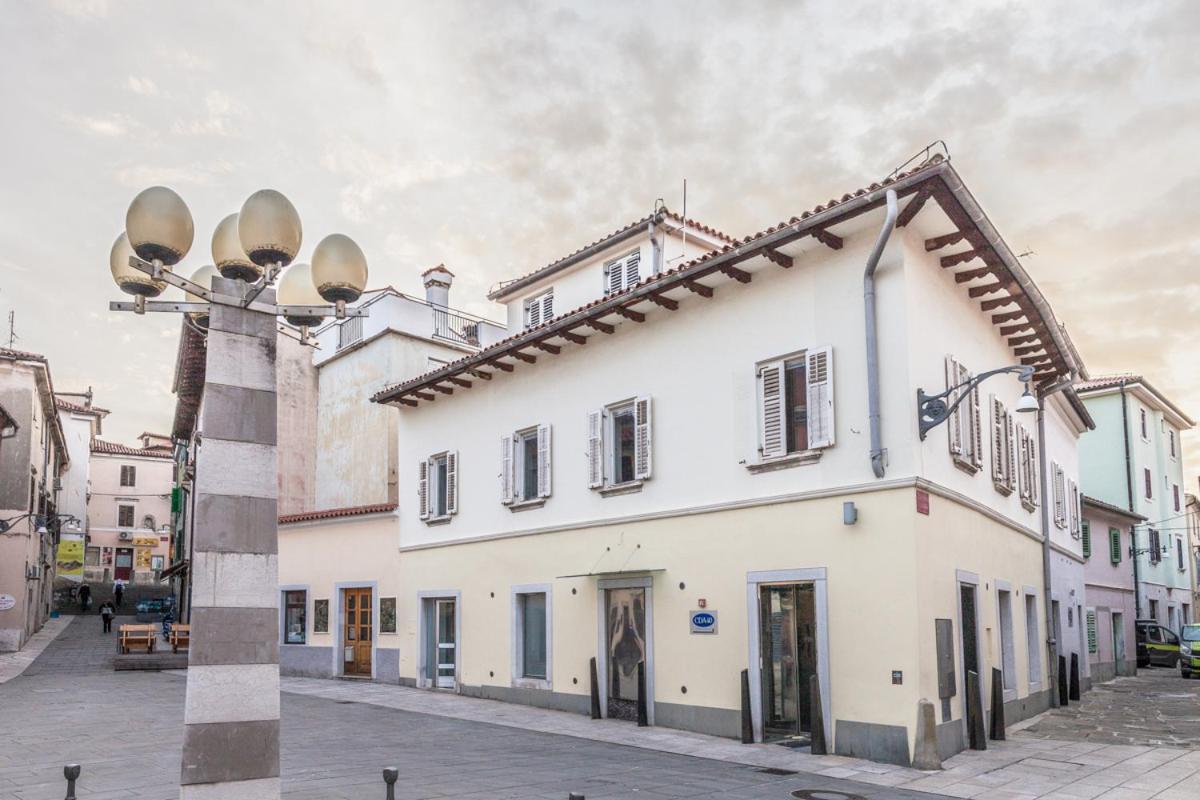Apartment Evita In The Old Center Of Sunny Capodistria Esterno foto